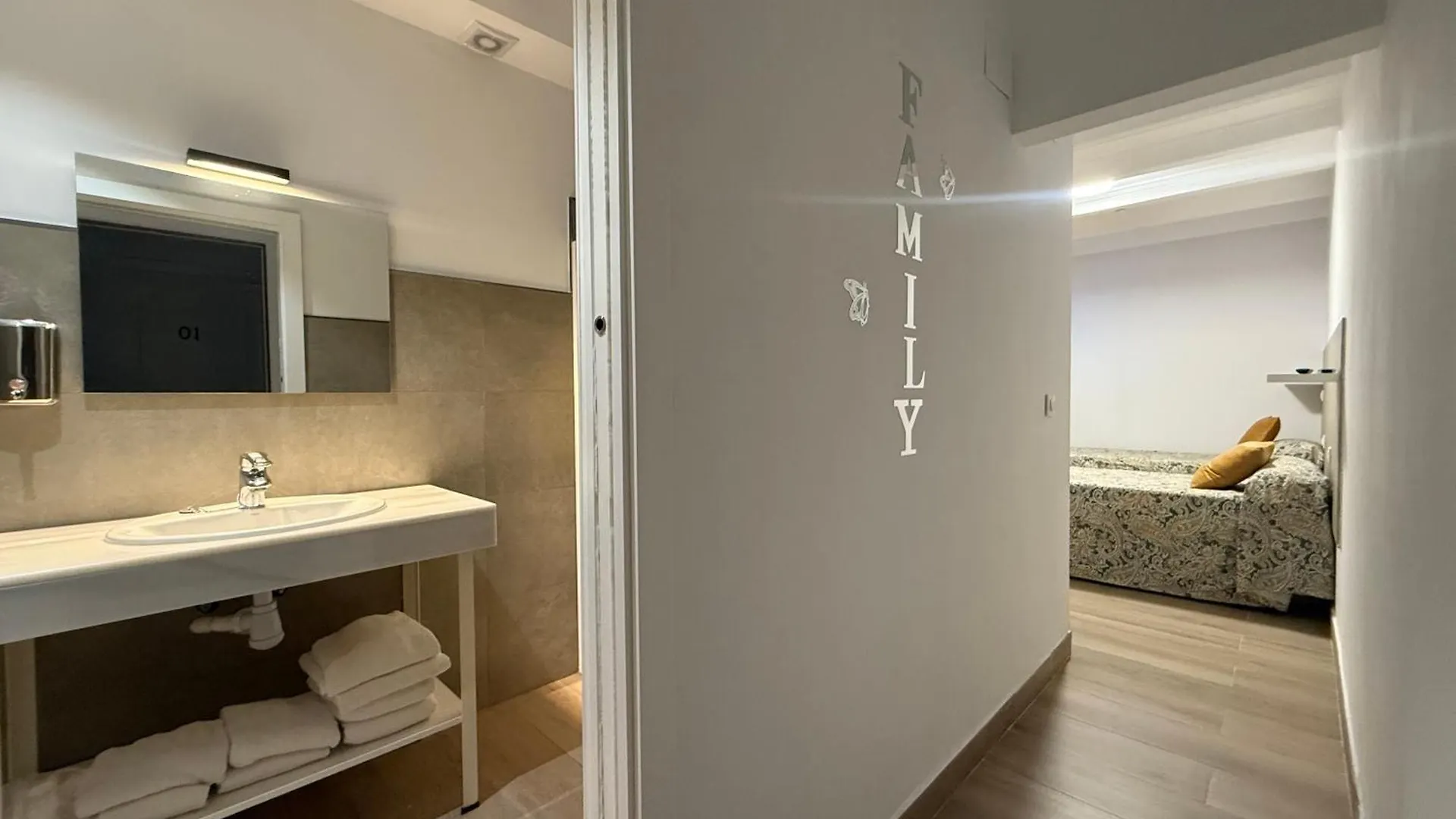 Hotel Quitagolpe Jerez de la Frontera Spain